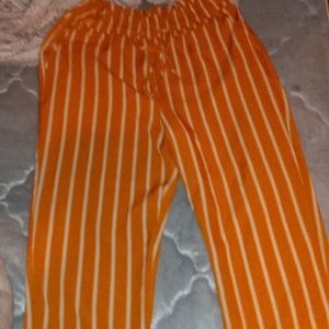 Ci sono,large,orange and white